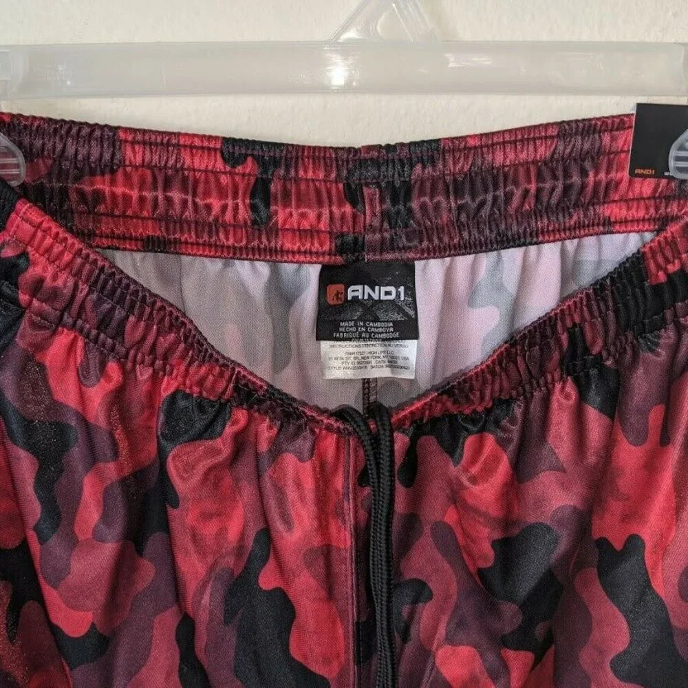 New Mens Basketball Shorts by And1.**Elastic Waist Size L.